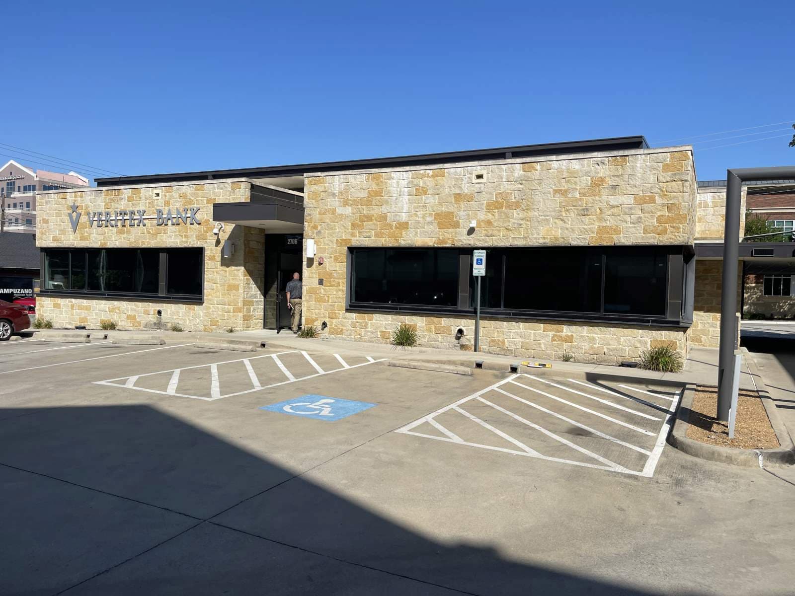 Original Veritex Community Bank branch exterior in Oak Lawn before Huntington conversion